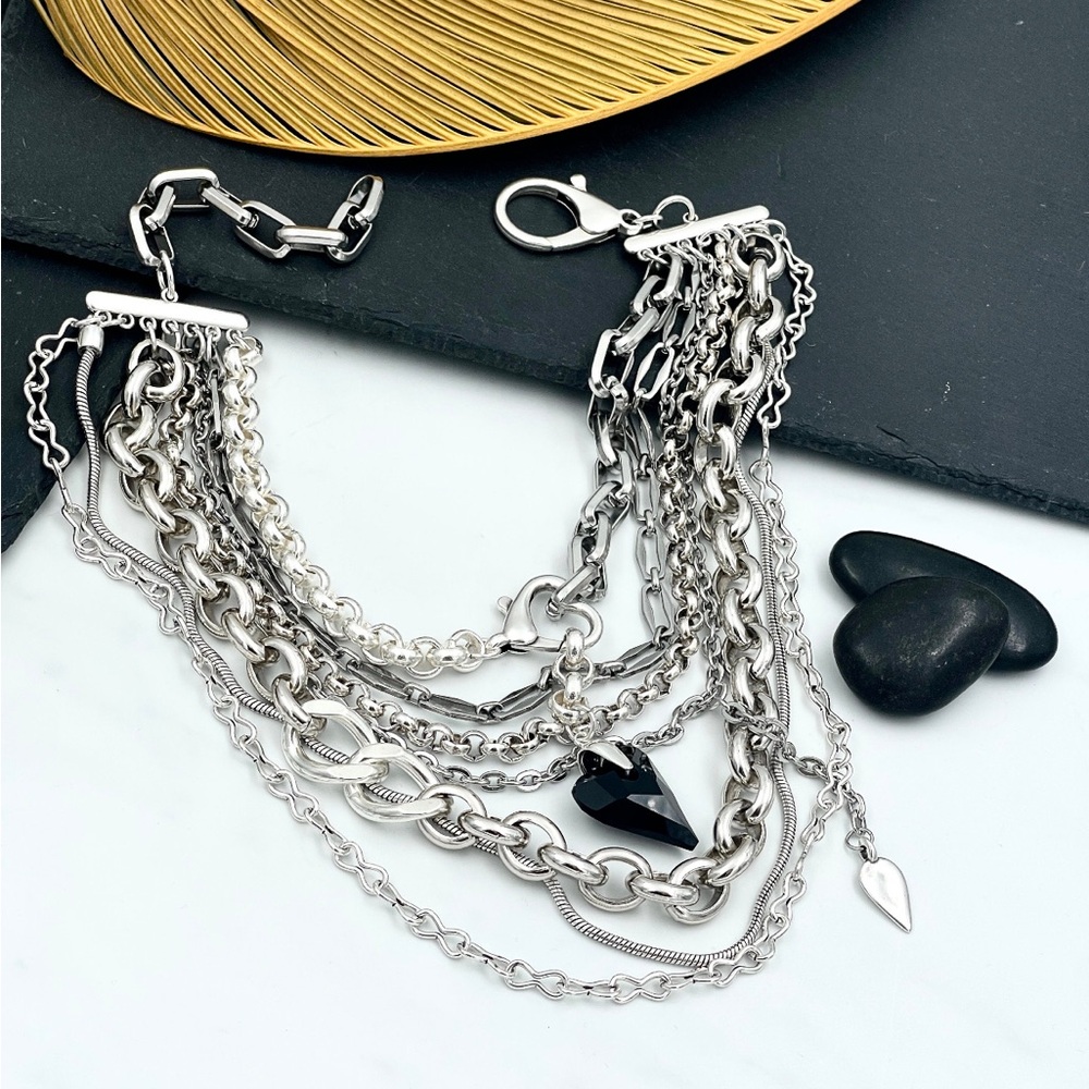 Extravagant Swarovski heart multi strands dark silver chains crystal choker.